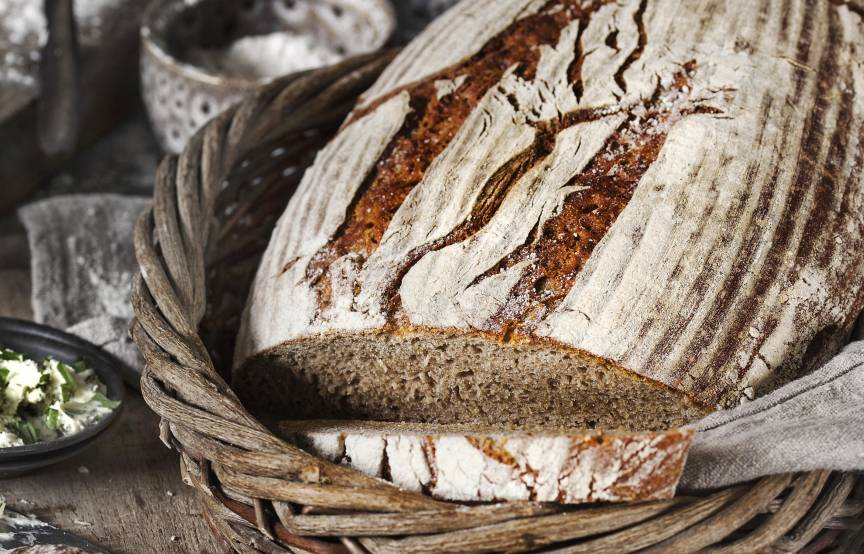 Frisches Landbrot aus dem Monsieur Cuisine | ZauberMix