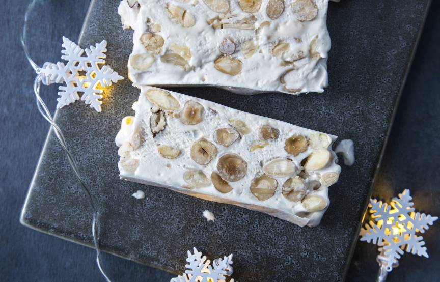 Mandel-Haselnuss-Nougat im Monsieur Cuisine | ZauberMix