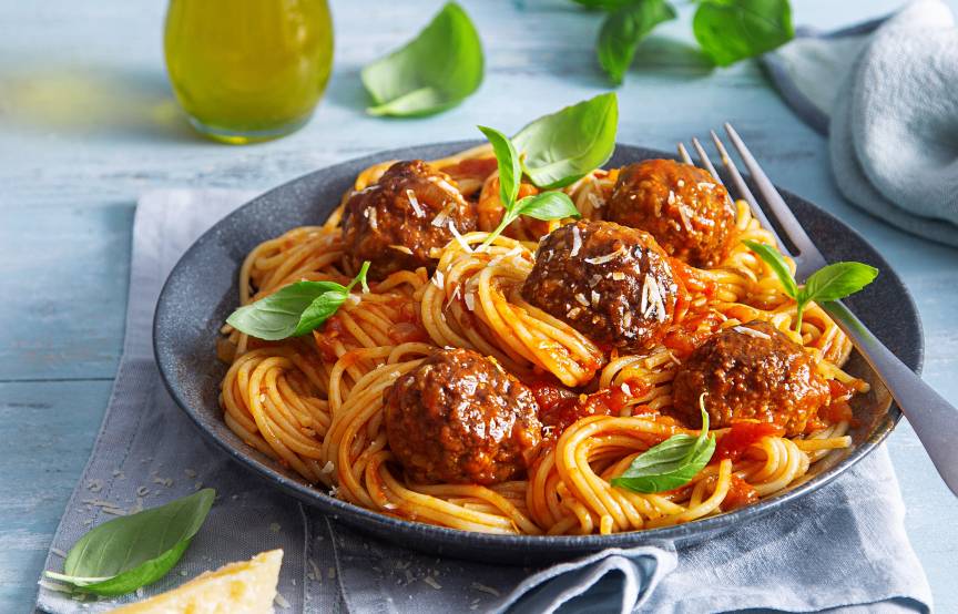 Spaghetti mit Fleischbällchen im Monsieur Cuisine | ZauberMix